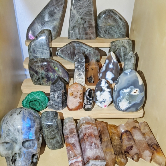 L CRYSTAL MYSTERY BOX ( $380-580 retail value) - Picture 7 of 12